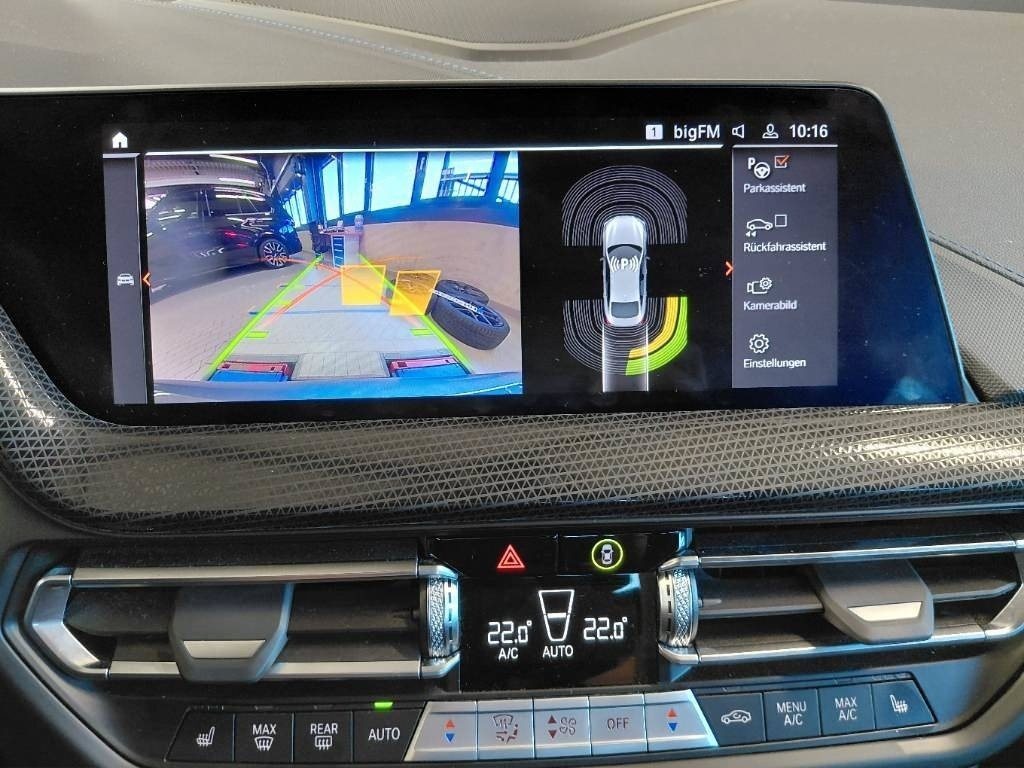 Fahrzeugabbildung BMW 218i Gran Coupé [M Sport, HiFi, HUD, ACC, RFK]