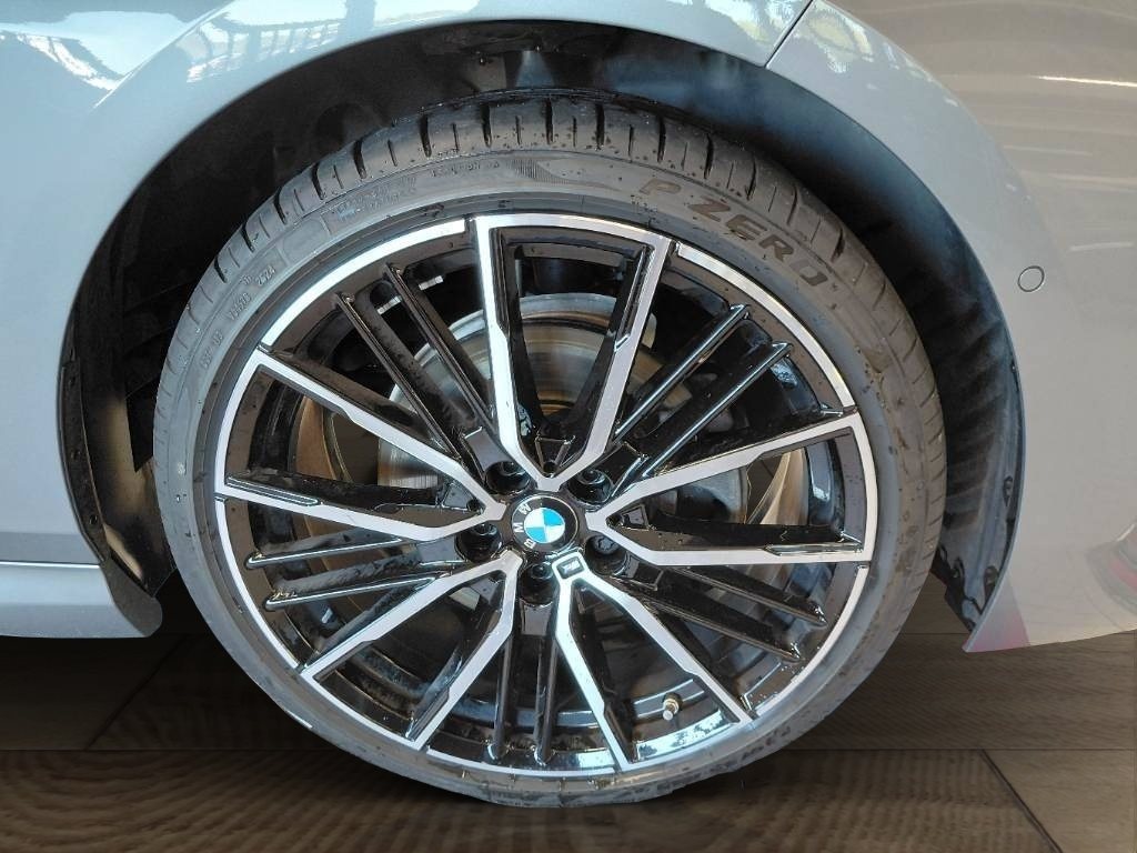 Fahrzeugabbildung BMW 218i Gran Coupé [M Sport, HiFi, HUD, ACC, RFK]