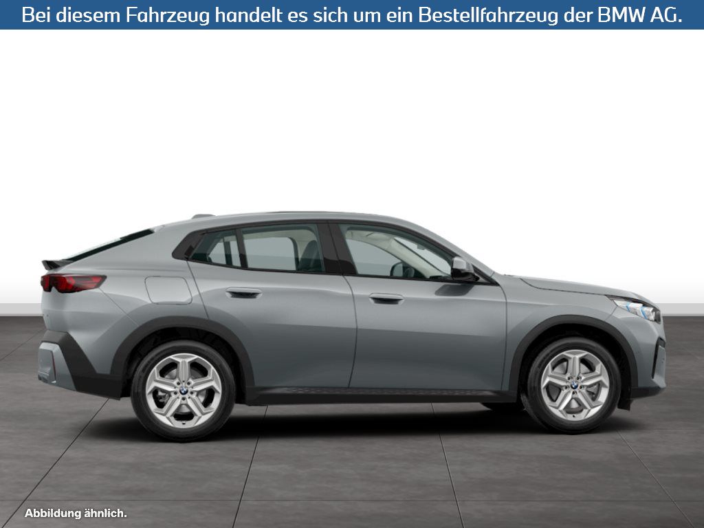 Fahrzeugabbildung BMW X2 sDrive20i
