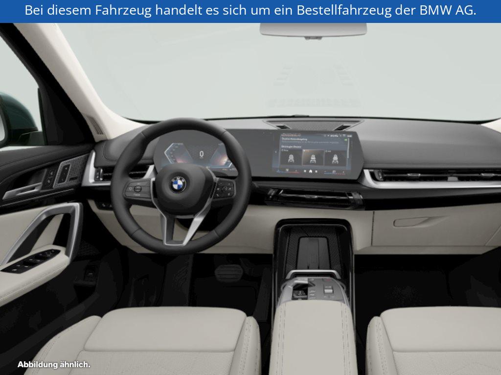 Fahrzeugabbildung BMW X1 sDrive20i