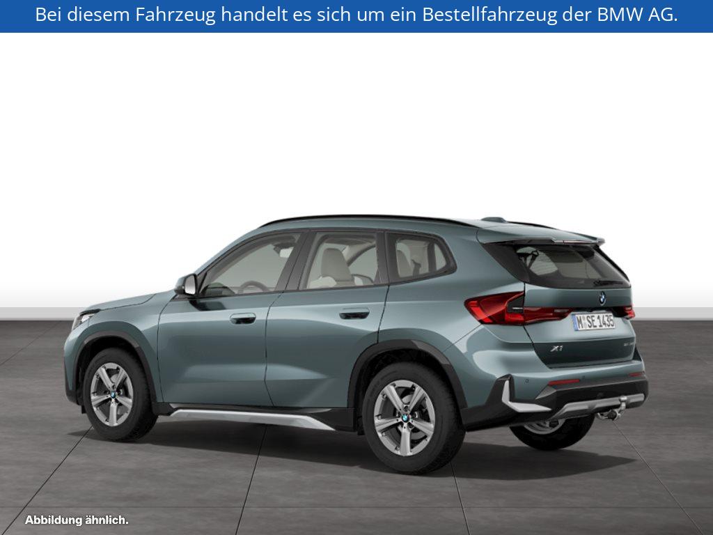 Fahrzeugabbildung BMW X1 sDrive20i