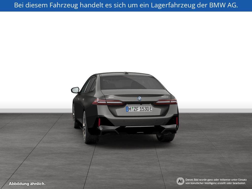 Fahrzeugabbildung BMW 550e xDrive Limousine