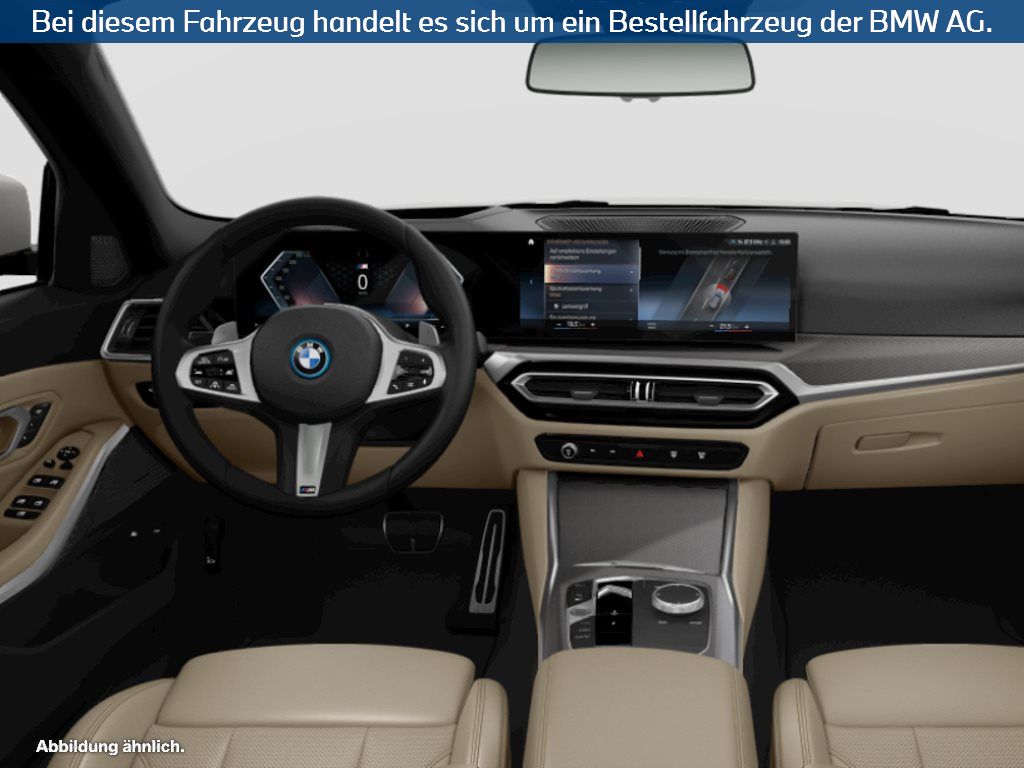 Fahrzeugabbildung BMW 330e xDrive Touring