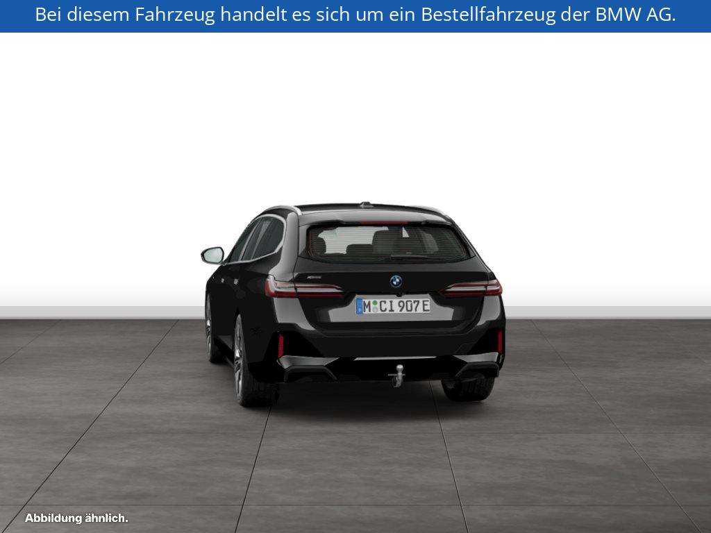 Fahrzeugabbildung BMW 530e xDrive Touring