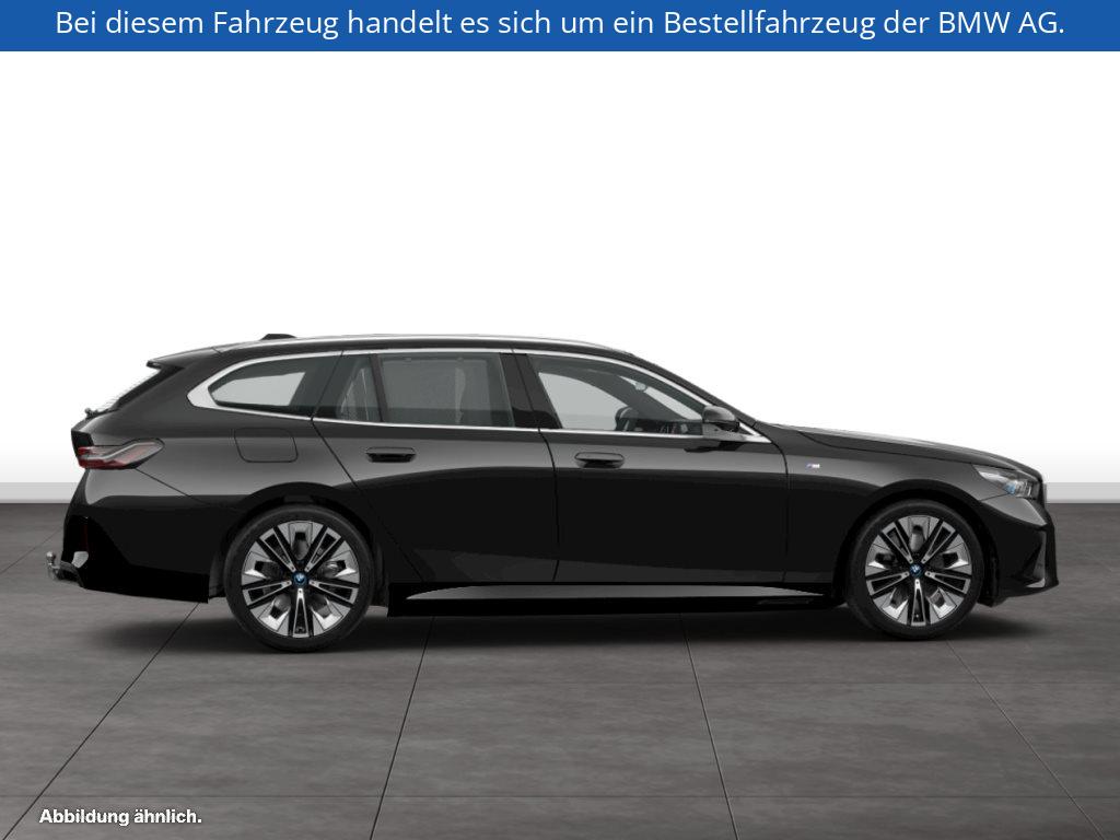 Fahrzeugabbildung BMW 530e xDrive Touring