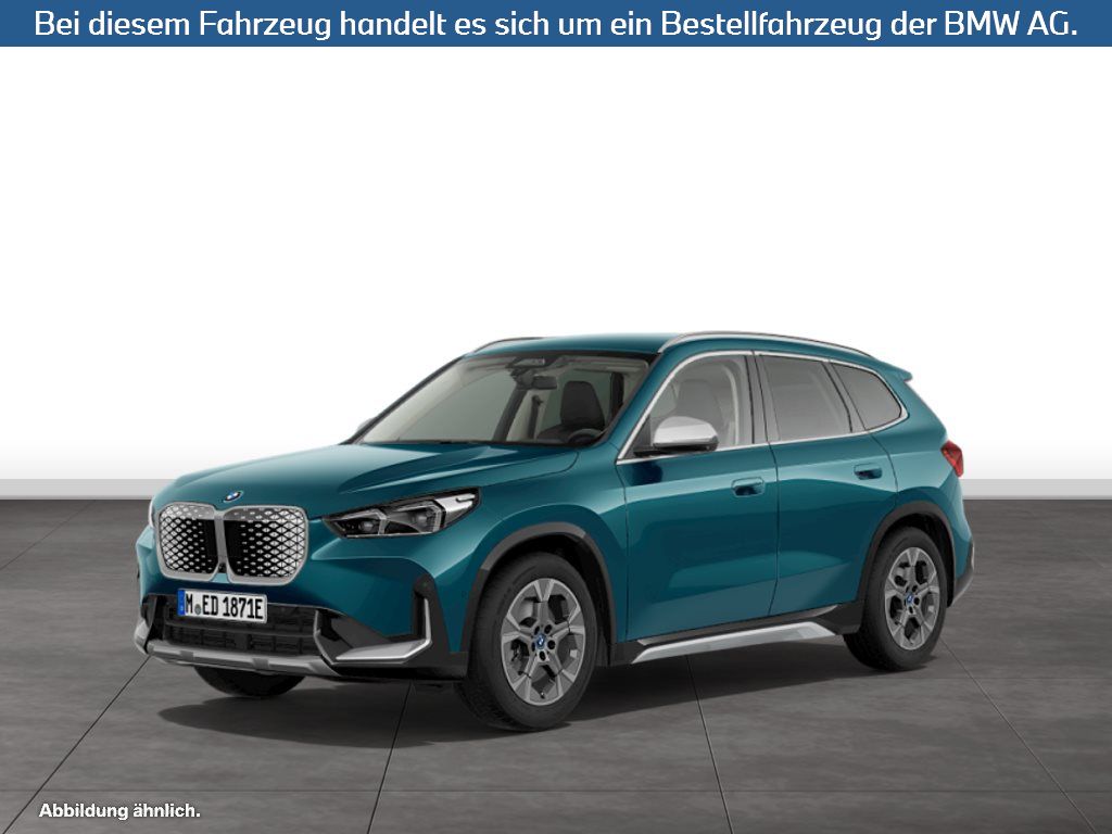 BMW iX1 xDrive30