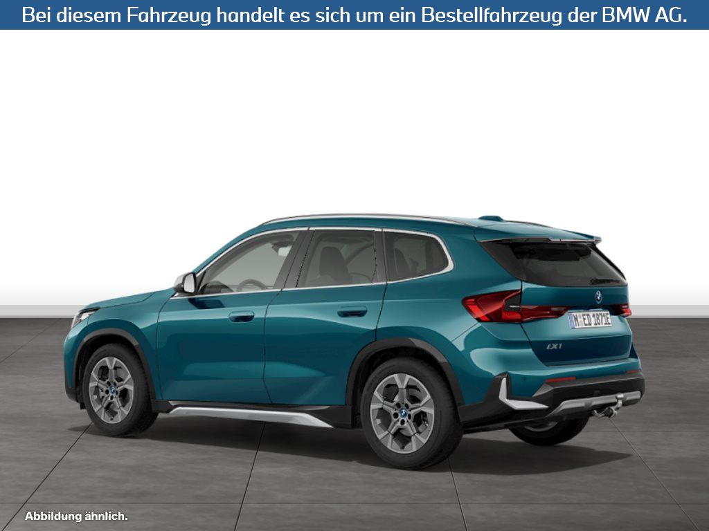 Fahrzeugabbildung BMW iX1 xDrive30