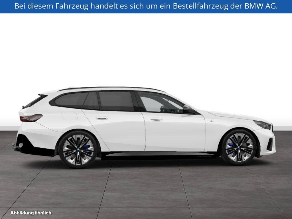 Fahrzeugabbildung BMW i5 eDrive40 Touring