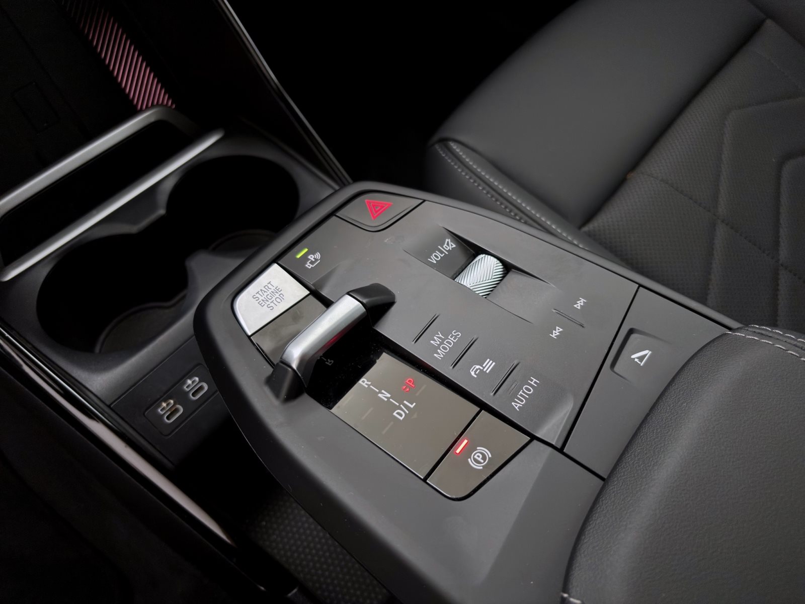 Fahrzeugabbildung BMW X1 sDrive20i [Navi, RFK, LRH, Anhängerkupplung]