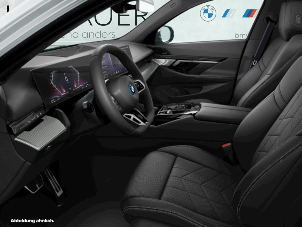 Fahrzeugabbildung BMW 530e Touring [M Sport Pro, AHK, ACC, h&k Sound]