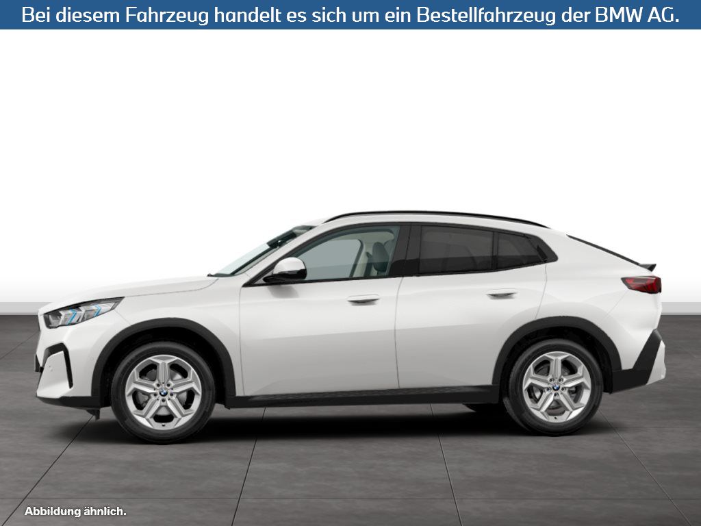 Fahrzeugabbildung BMW X2 sDrive18d