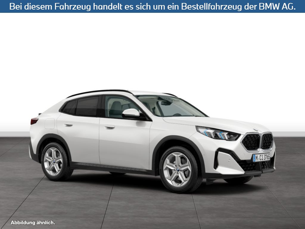 Fahrzeugabbildung BMW X2 sDrive18d
