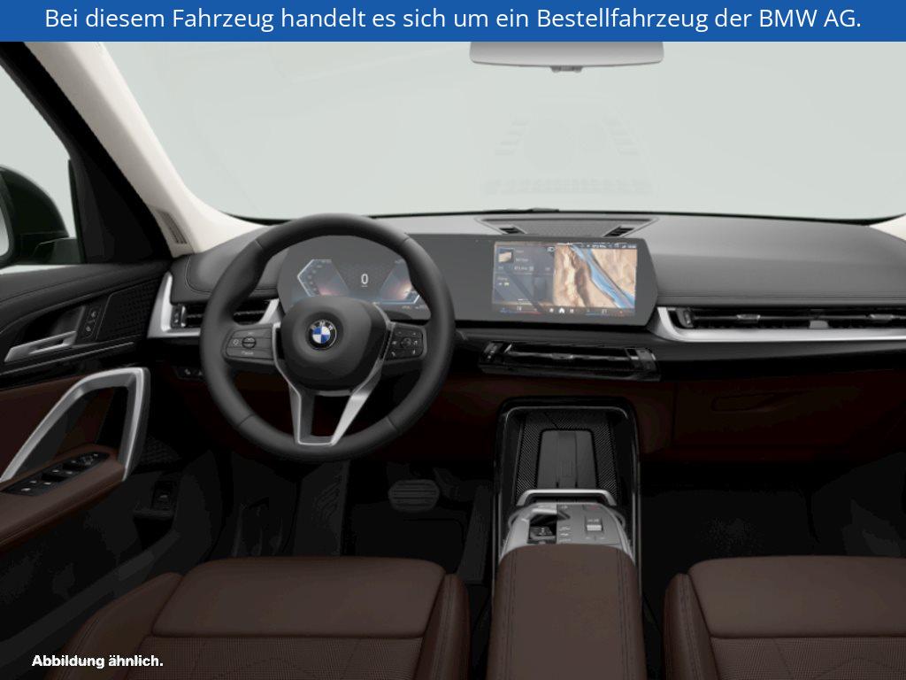 Fahrzeugabbildung BMW X1 sDrive20i
