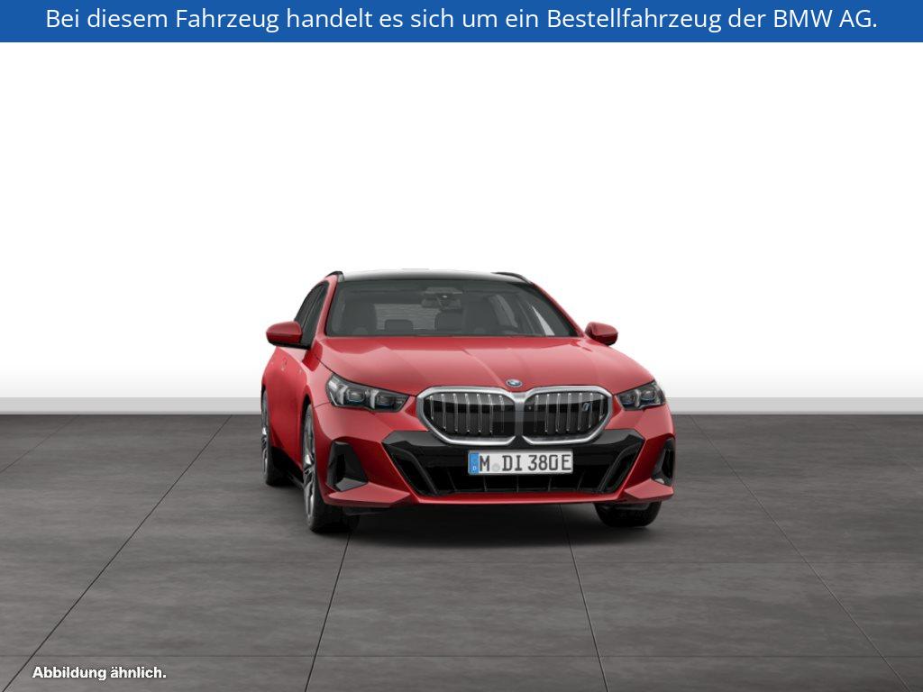 Fahrzeugabbildung BMW i5 eDrive40 Touring