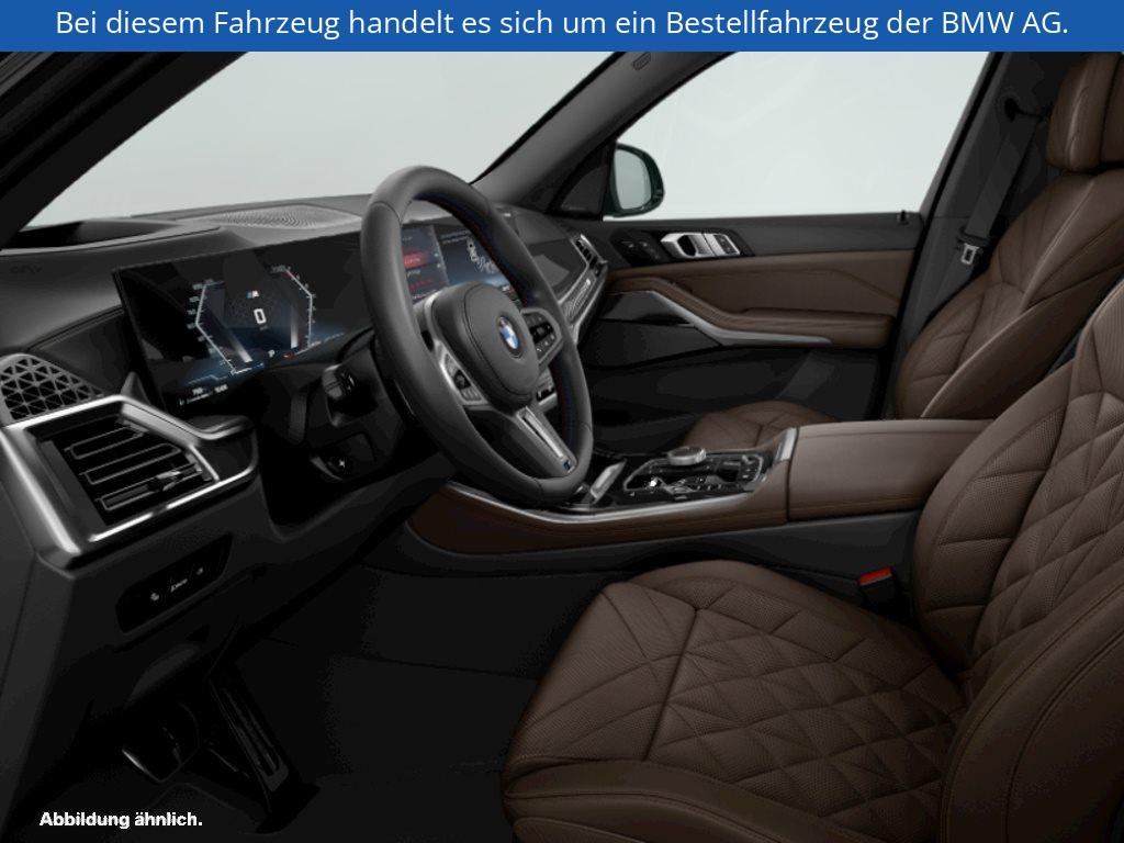 Fahrzeugabbildung BMW X5 M60i xDrive