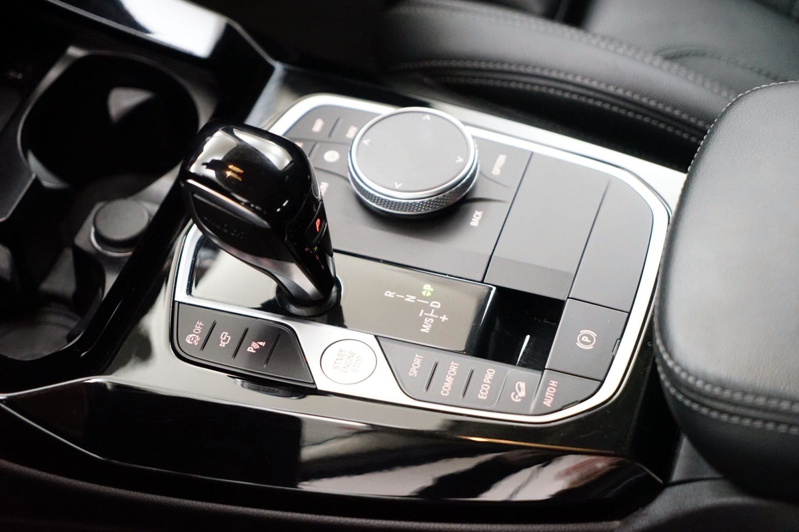 Fahrzeugabbildung BMW X3 xDrive20d [Live Cockpit+, Laser, HeadUp, LRH]