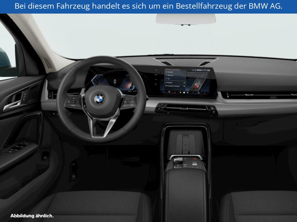 Fahrzeugabbildung BMW X2 sDrive20i