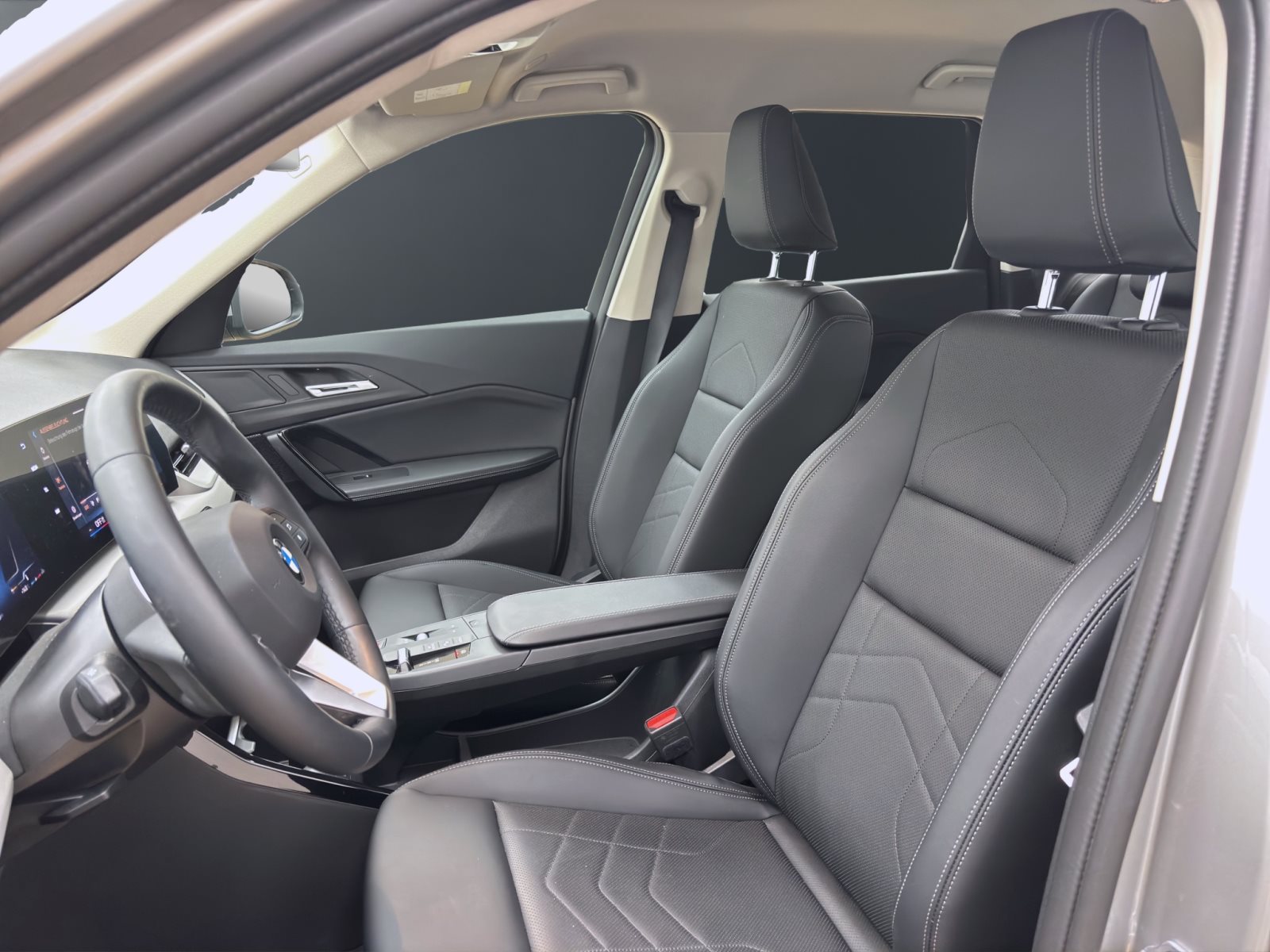 Fahrzeugabbildung BMW X1 sDrive20i [Navi, RFK, LRH, Anhängerkupplung]