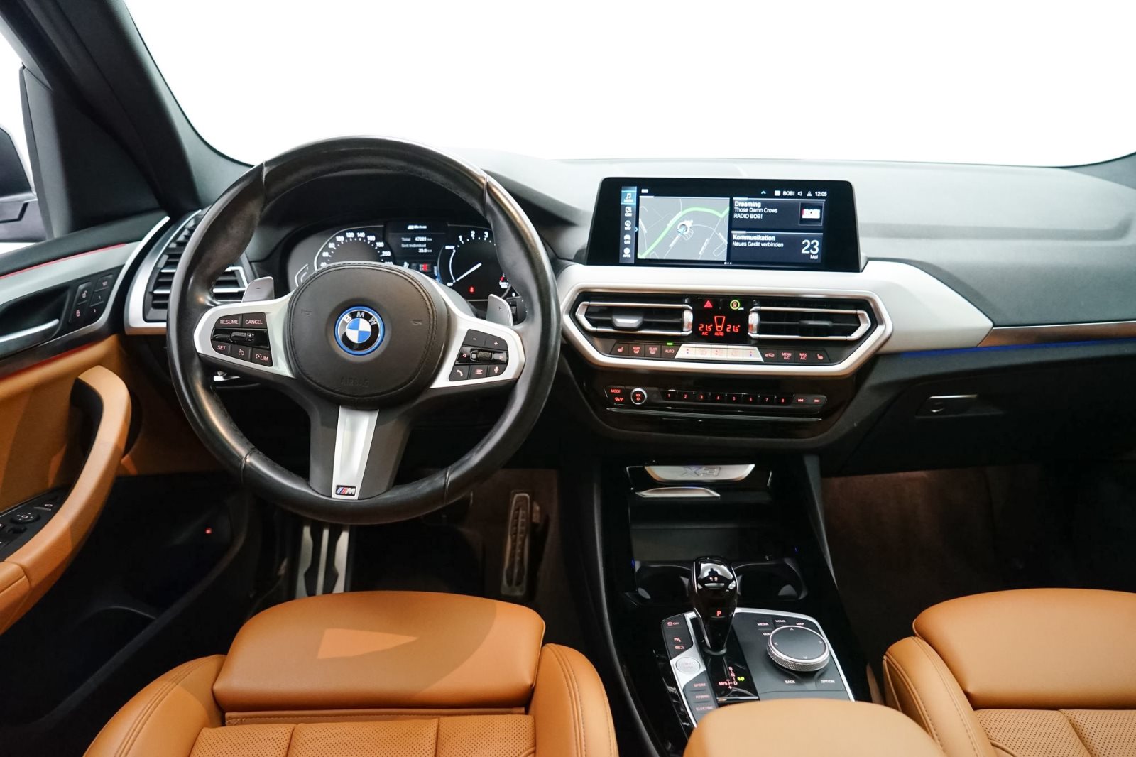 Fahrzeugabbildung BMW X3 xDrive30e [M Sport, LC+, HUD, RFK, AHK, Pano]