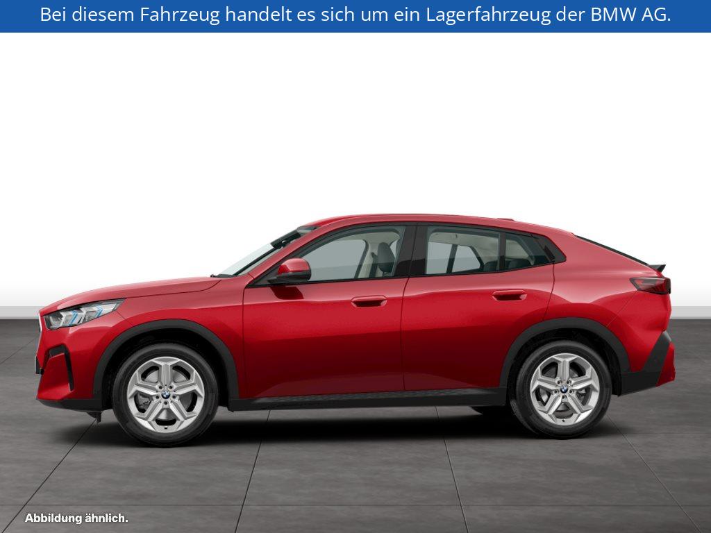 Fahrzeugabbildung BMW X2 sDrive20i
