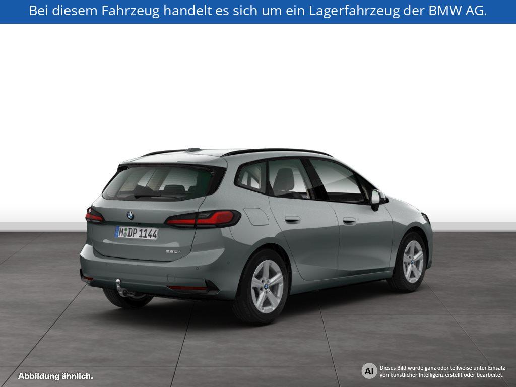 Fahrzeugabbildung BMW 220i Active Tourer