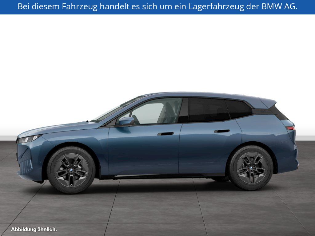 Fahrzeugabbildung BMW iX xDrive45