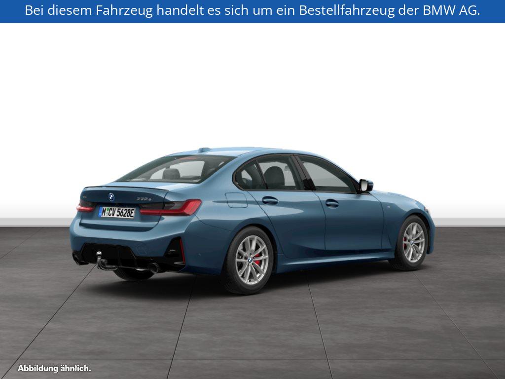 Fahrzeugabbildung BMW 330e xDrive Limousine