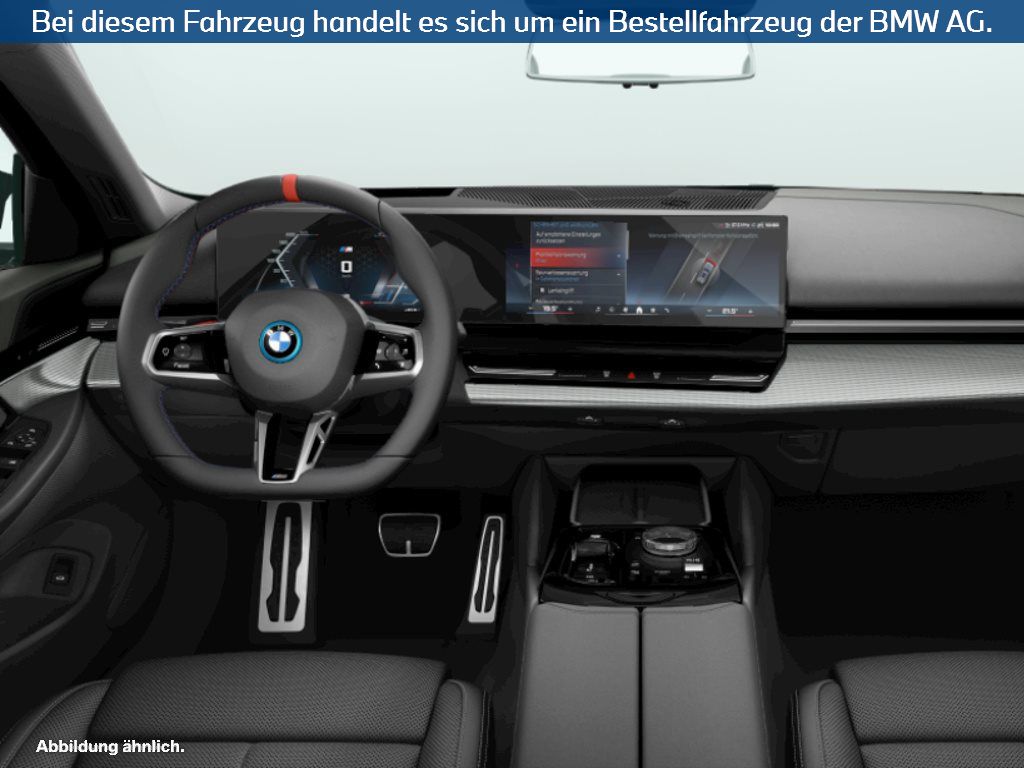 Fahrzeugabbildung BMW i5 M60 xDrive Touring