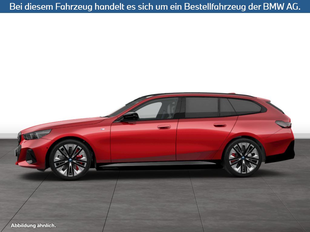 Fahrzeugabbildung BMW i5 M60 xDrive Touring