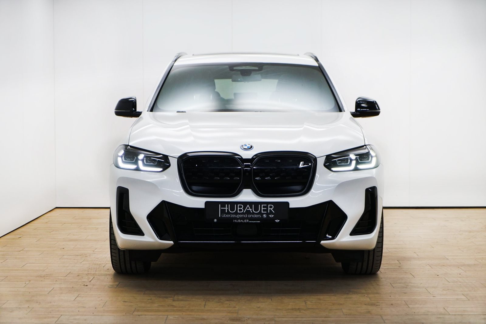 Fahrzeugabbildung BMW iX3 [M Sport, HeadUp, AHK, HK Sound, 20 LMR]