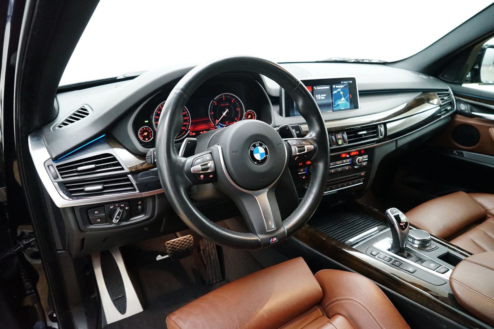 Fahrzeugabbildung BMW X5 xDrive40d [M Sport, Navi Prof., HUD, AHK]
