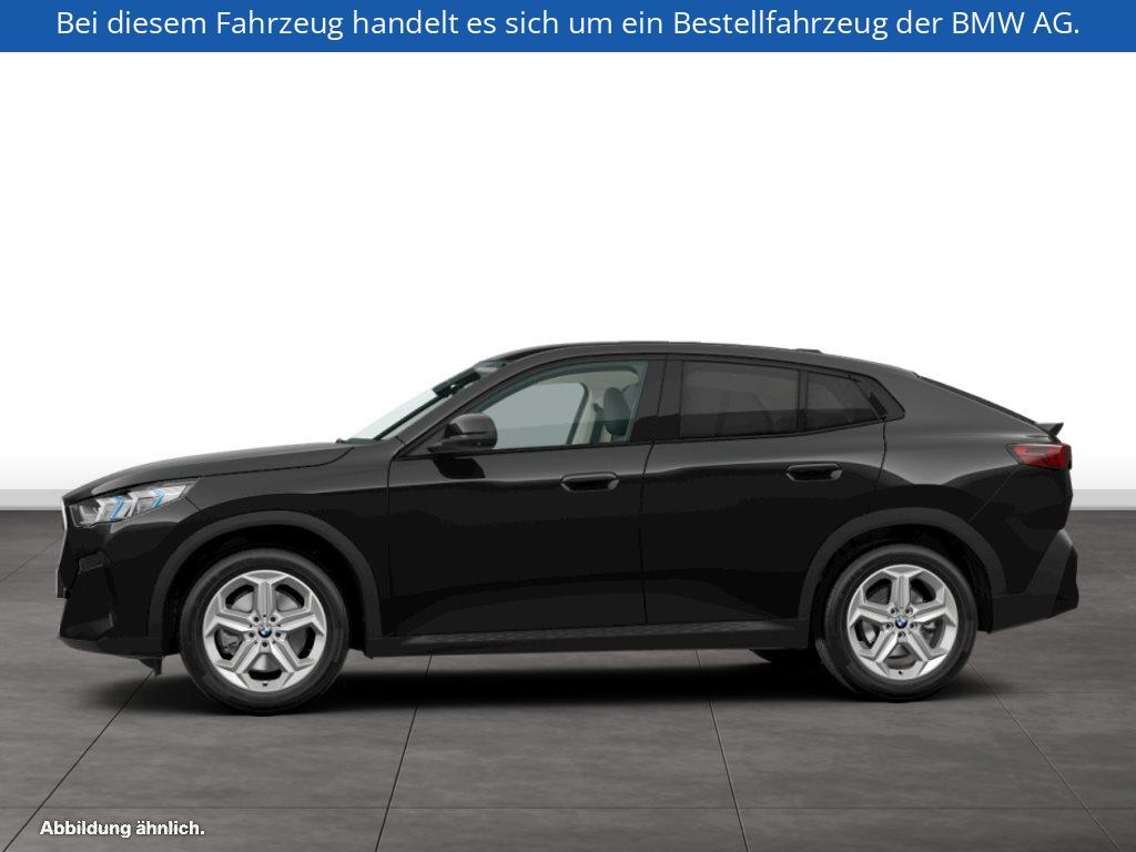 Fahrzeugabbildung BMW X2 sDrive20i