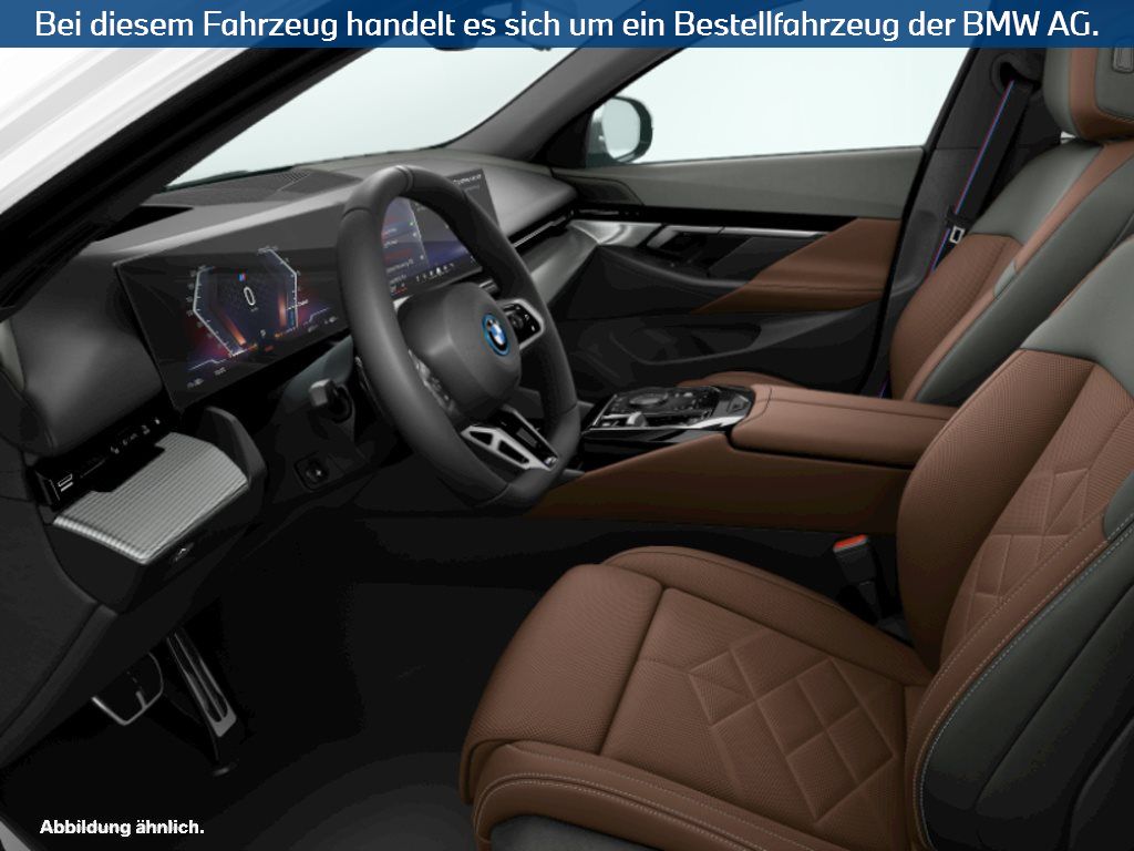 Fahrzeugabbildung BMW i5 eDrive40 Limousine