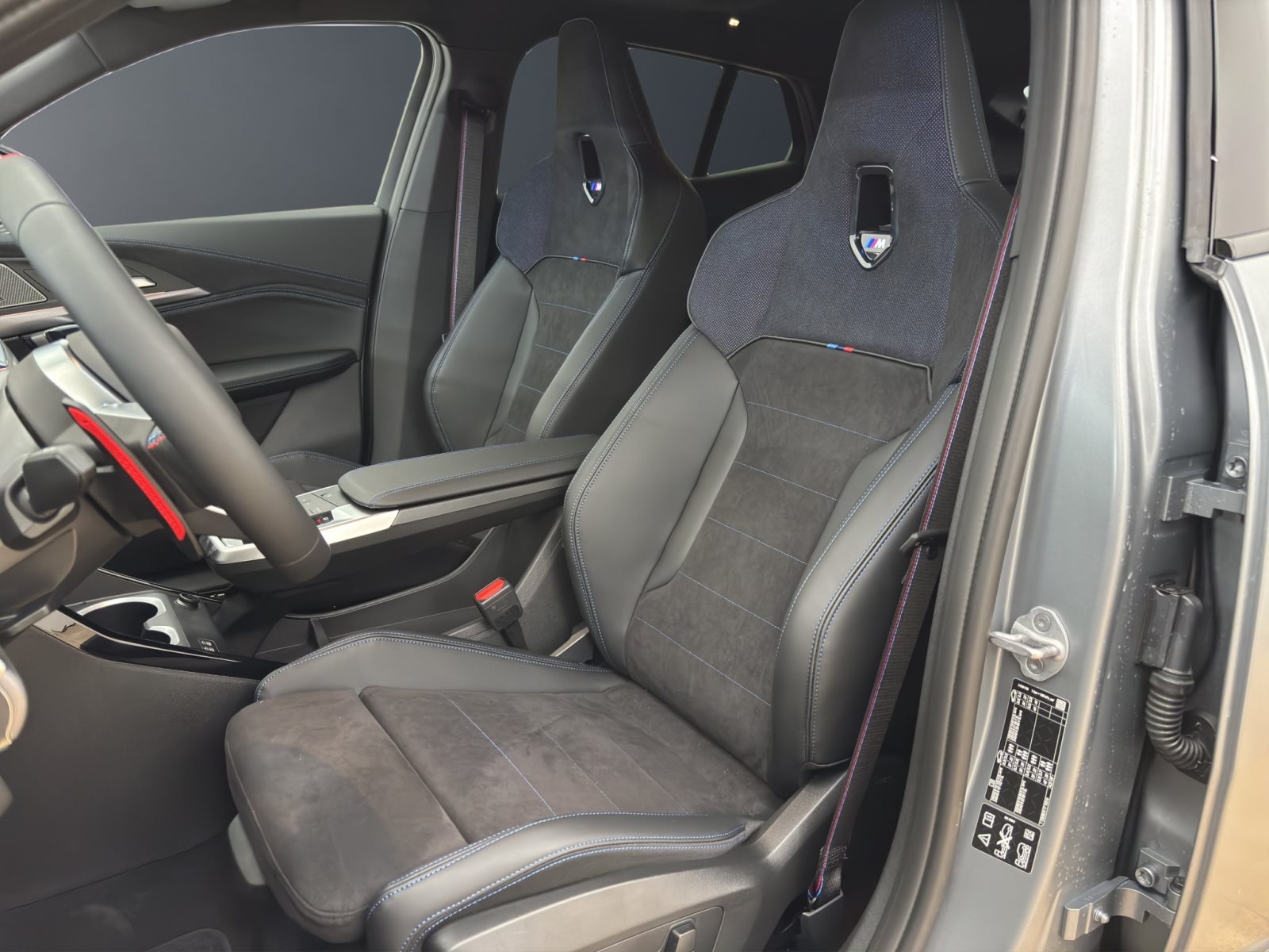 Fahrzeugabbildung BMW X2 M35i xDrive [M Sport Pro, HUD, AHK, ACC, 21 LMR]