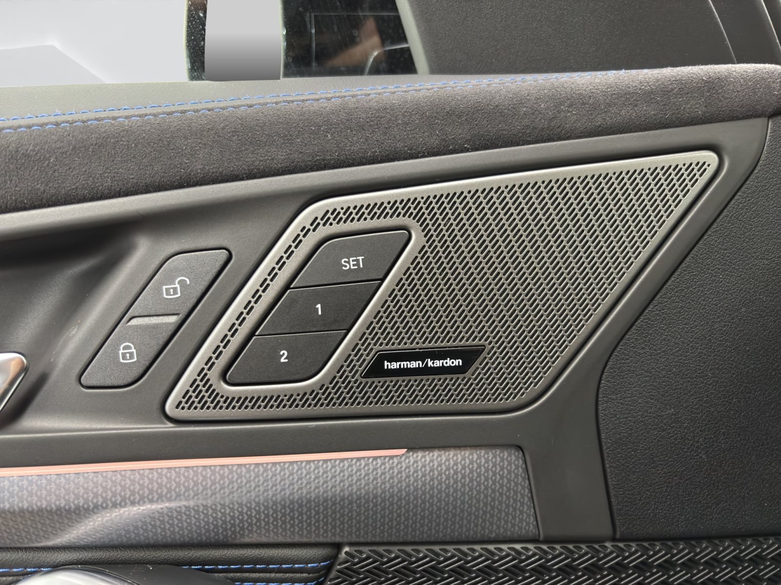 Fahrzeugabbildung BMW X2 M35i xDrive [M Sport Pro, HUD, AHK, ACC, 21 LMR]