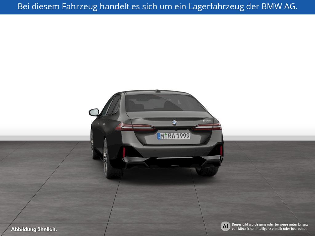 Fahrzeugabbildung BMW 520i Limousine