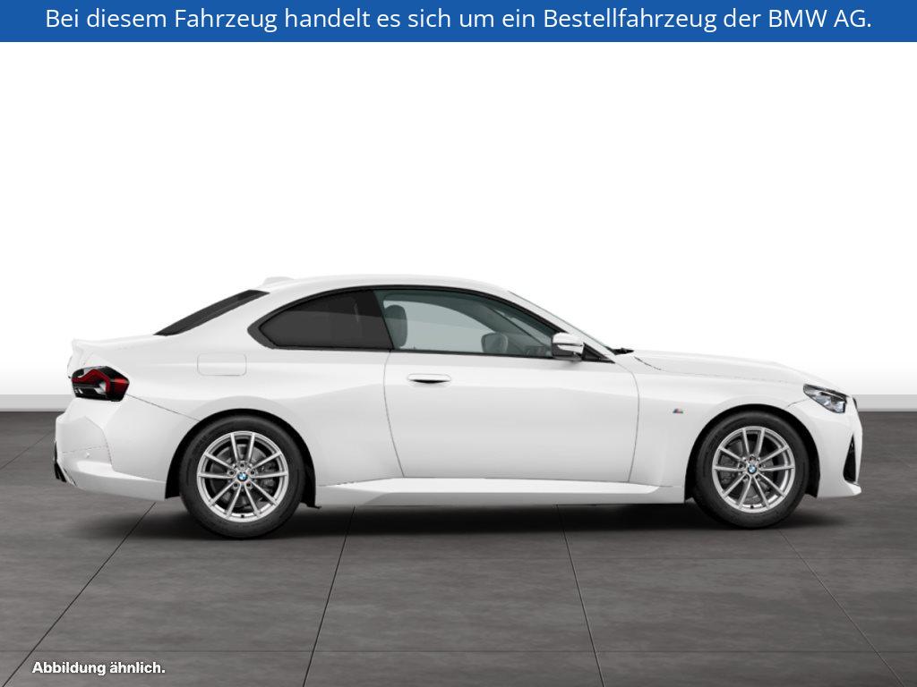 Fahrzeugabbildung BMW 218i Coupé